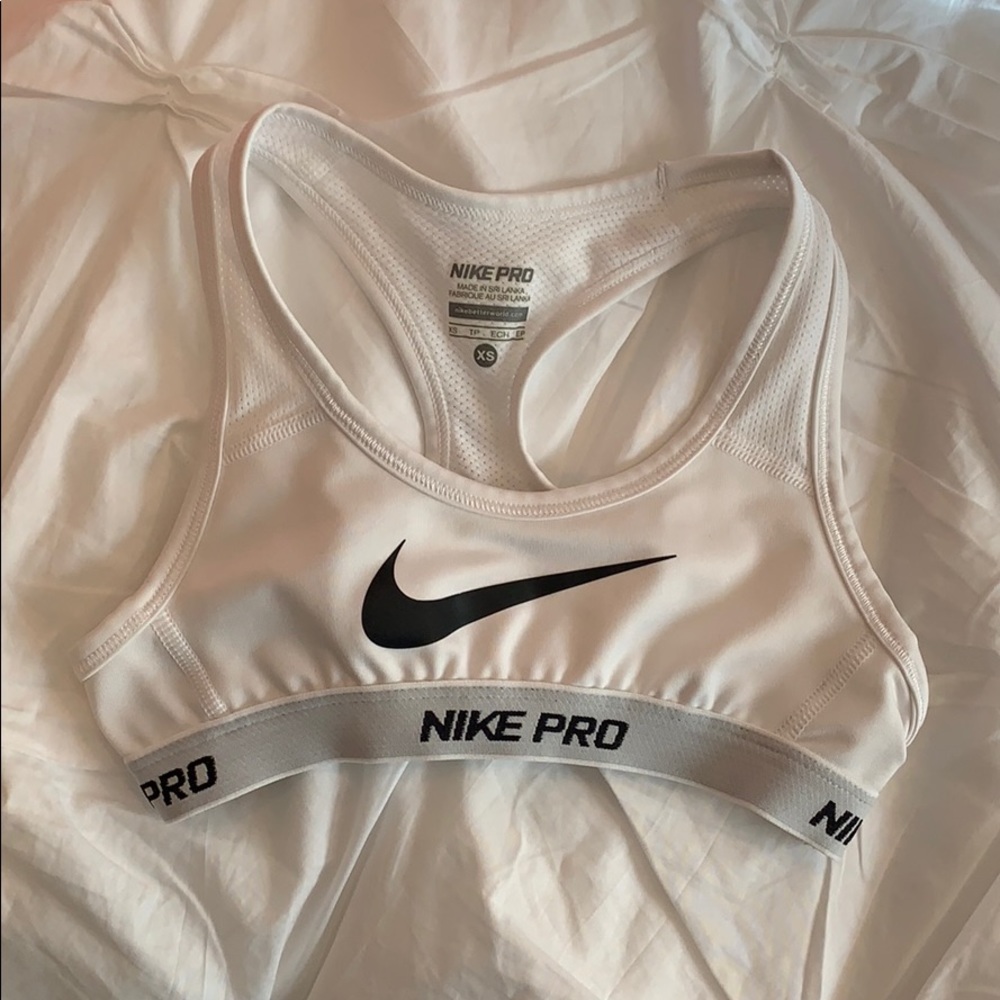 Girls Nike Dri-fit sports bra